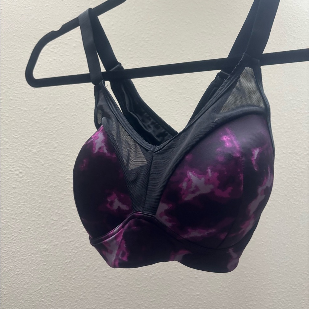 Adore Me - Sports bras